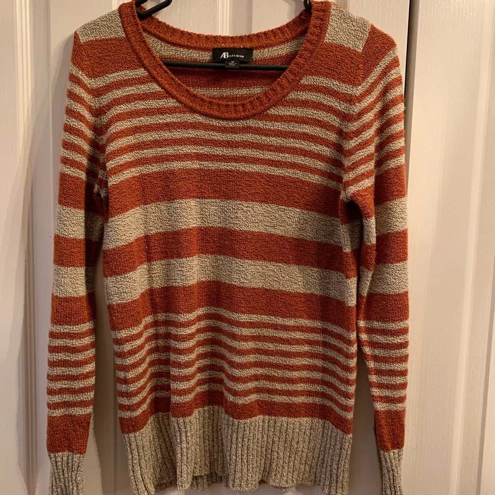 Grey and burnt orange striped light sweater